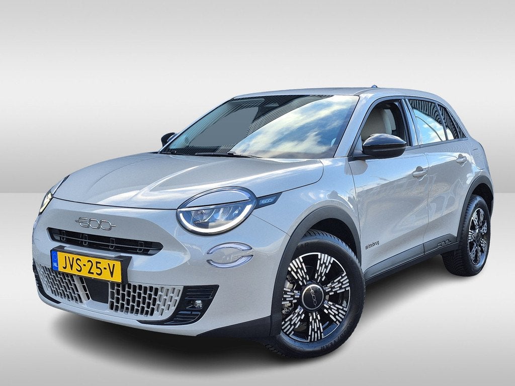 Fiat 600 1.2 Hybrid ICON 145pk Pracht model (bj 2026), Auto's, Fiat, 145 pk, Stof, Gebruikt, Bedrijf