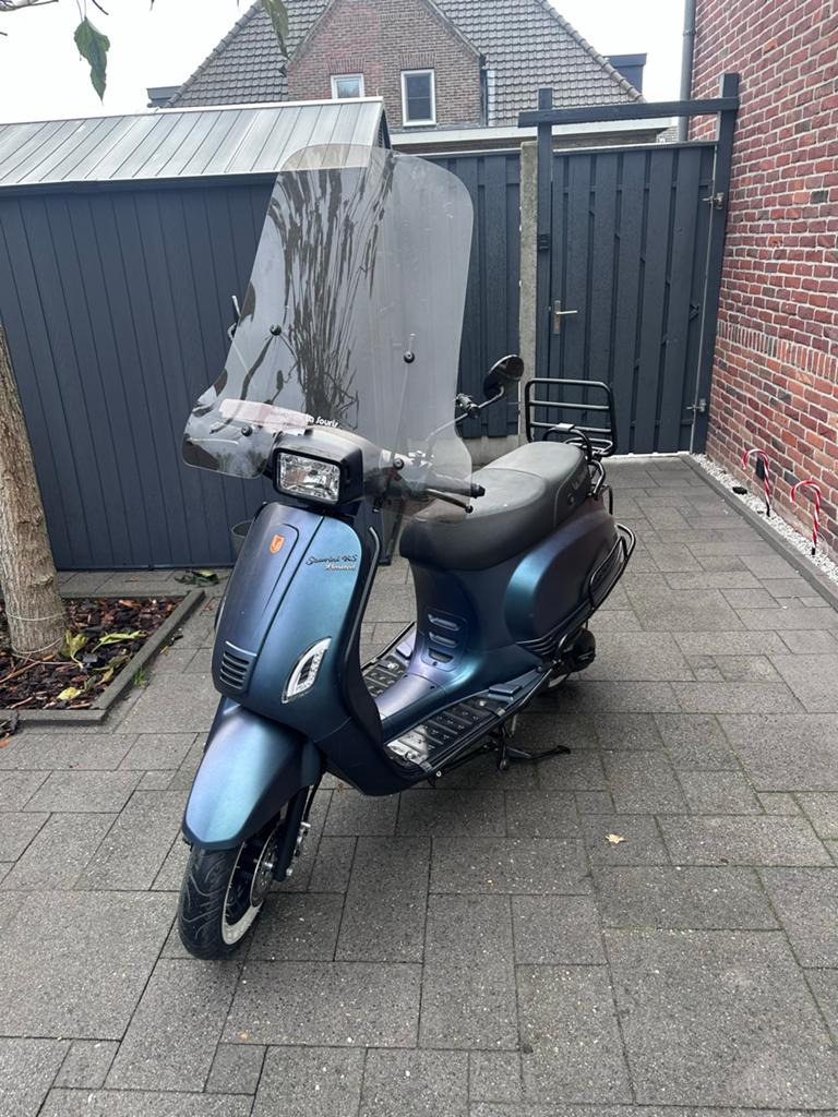 La Souris Sourini RS Limited 854km, geel kenteken, Zo goed als nieuw, Benzine, Ophalen, Overige merken
