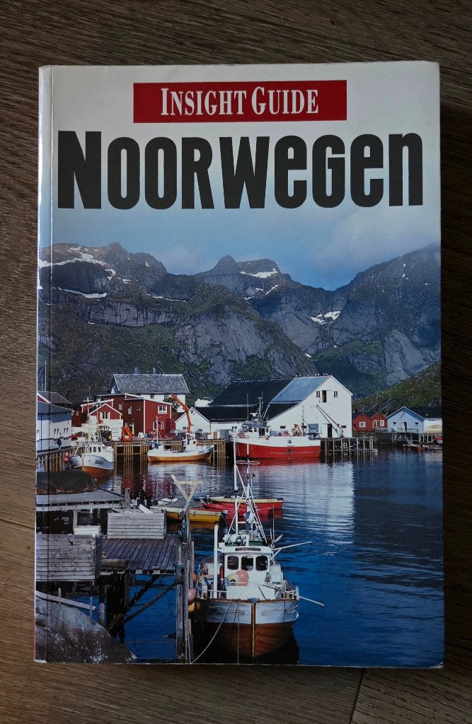 Noorwegen Insight Guide, Boeken, Europa, Ophalen of Verzenden, Insight Guides, Reisgids of -boek