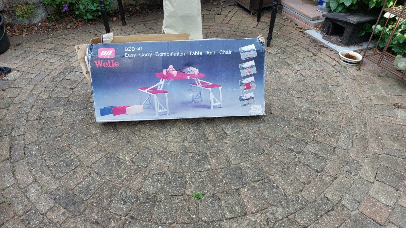 Te koop nog  nieuw in de doos Kinder picknicktafel, Ophalen, Overige materialen, Vierkant, Zo goed als nieuw