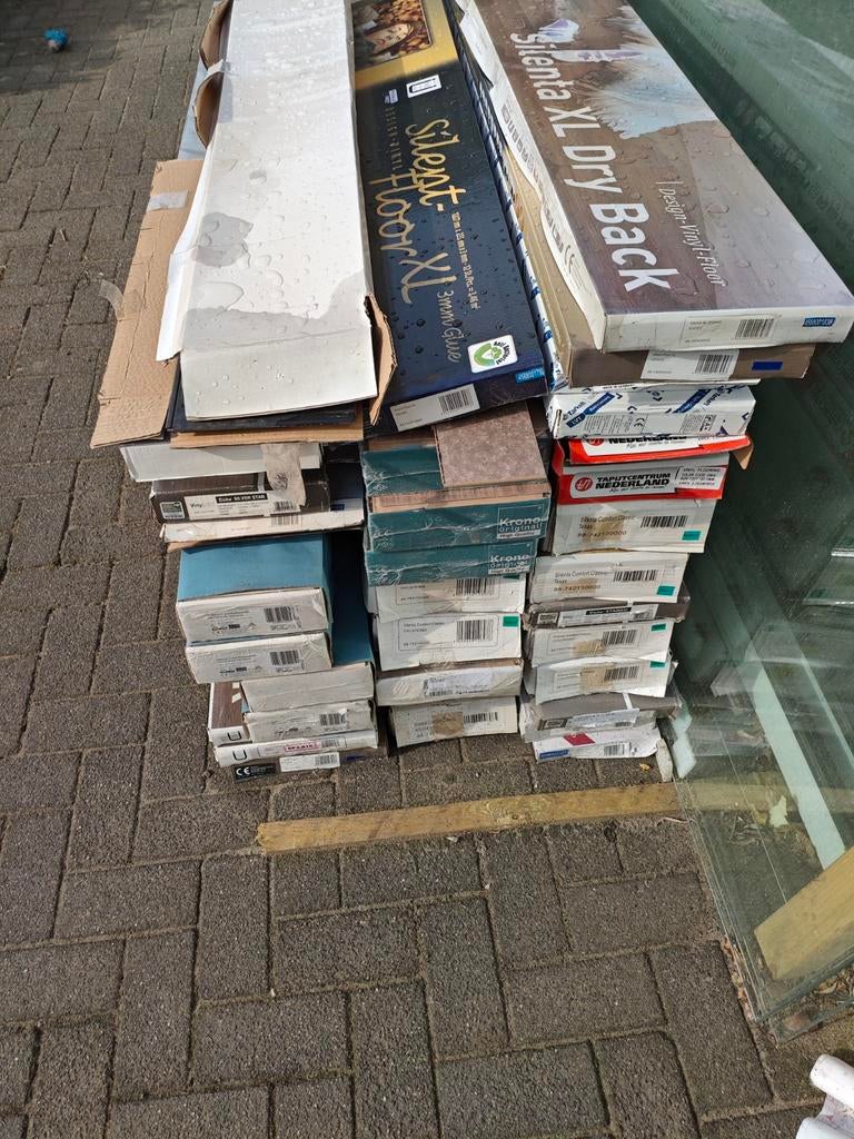 Diverse partij : laminaat, vinyl, Ophalen, Diverse stijlen, Grijs, Nieuw