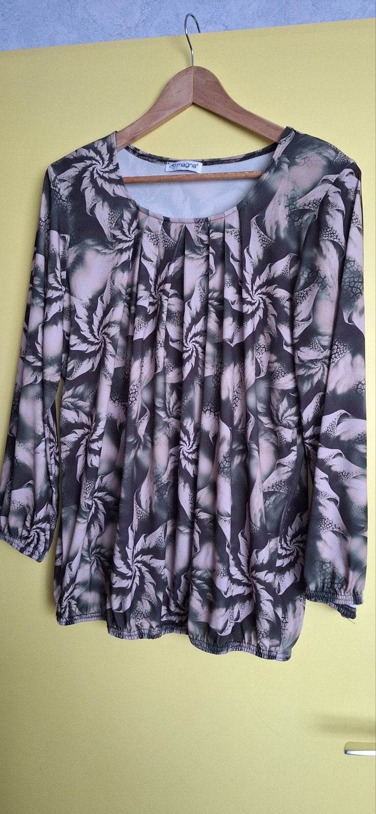 Magna blouse met bloemenprint - Maat 42/44 (L), Ophalen, Paars, Maat 42/44 (L), Magna
