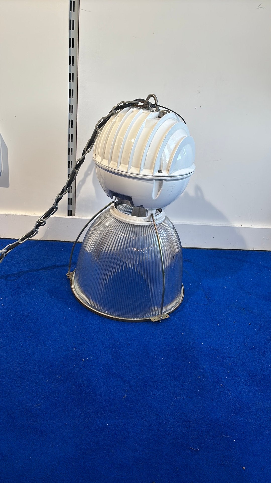 Vintage industriele hanglamp (Holophane), Ophalen