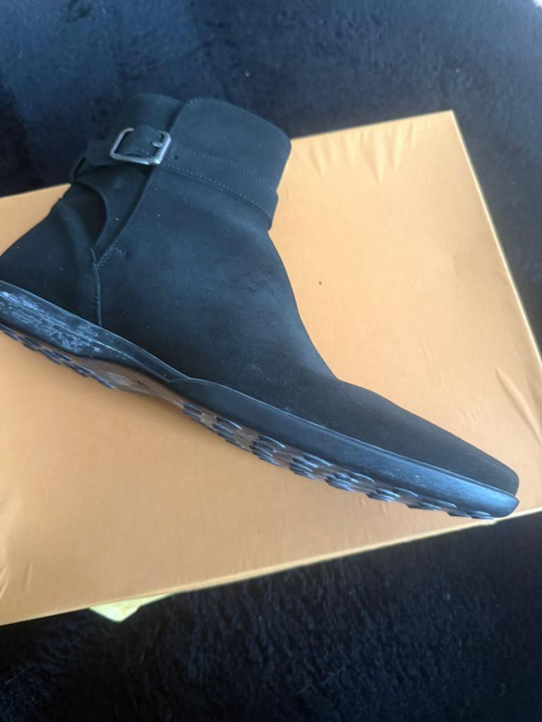 Schoenen heren TODS zwart suede nieuw maat 10,5, Ophalen of Verzenden, Nieuw, Zwart