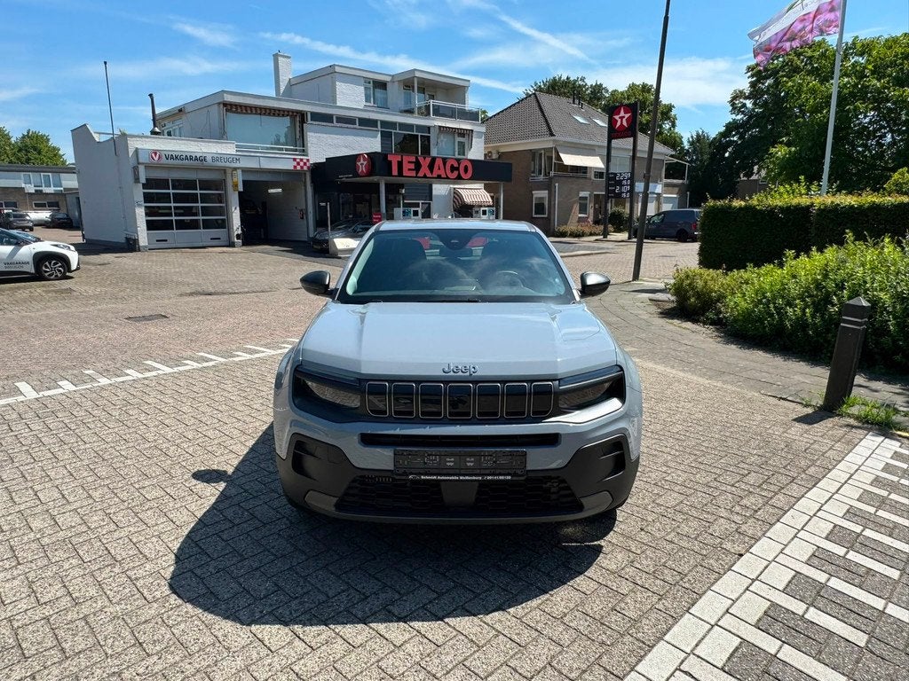 Jeep Avenger 1.2 e-Hybrid Longitude, Auto's, Gebruikt, Zwart, Bedrijf, Hybride Elektrisch/Benzine