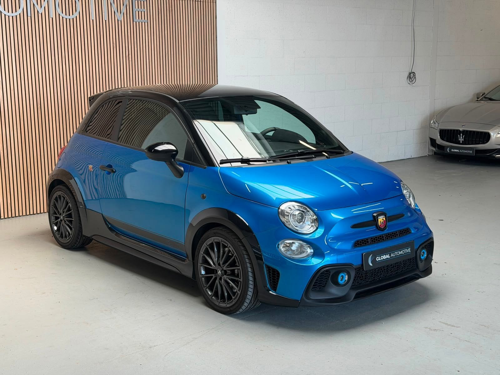 Abarth 695 Competizione Tributo 131 Rally - SABELT - BEATS -, Auto's, Voorwielaandrijving, Gebruikt, Zwart, 4 cilinders