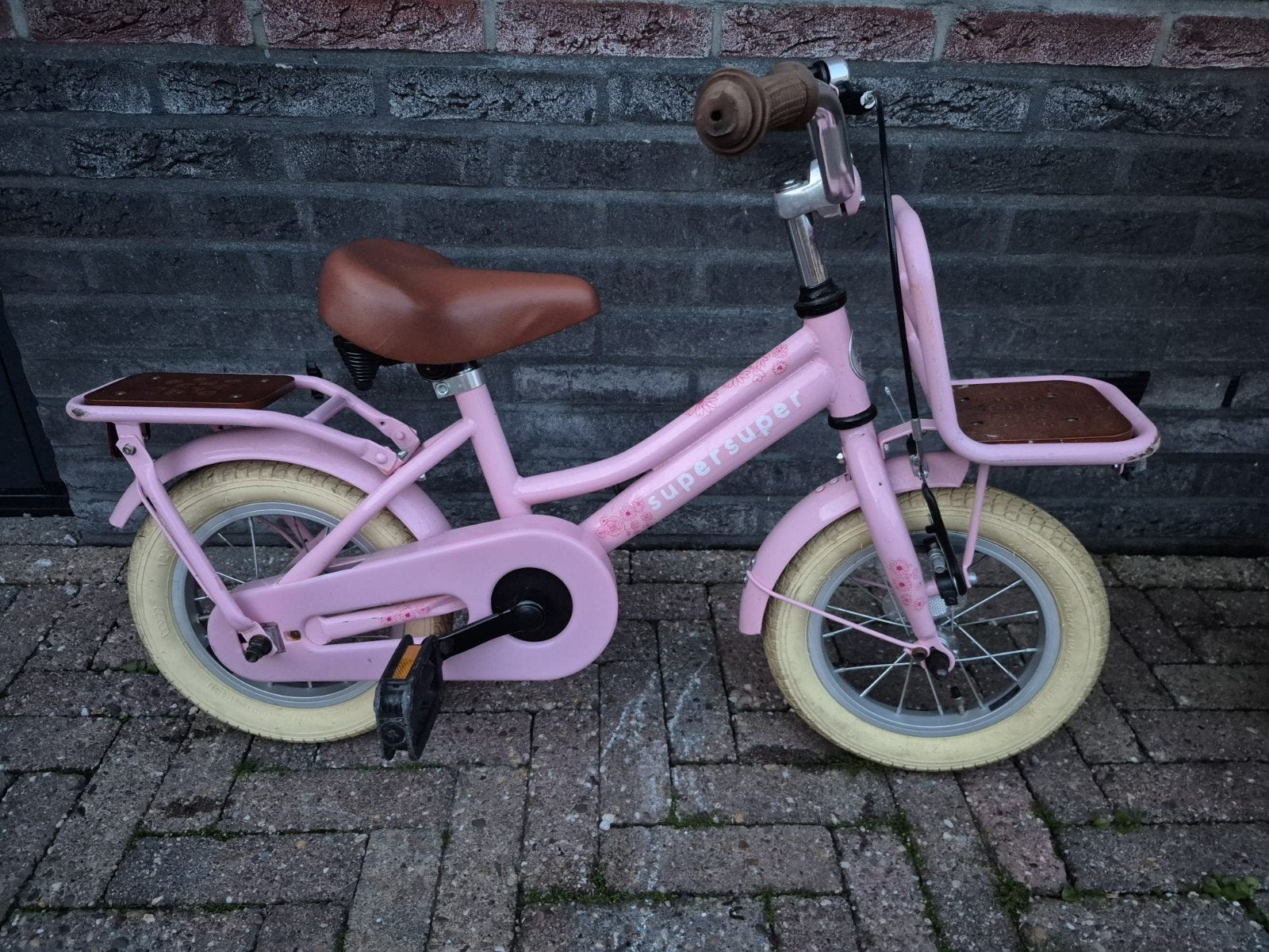 Supersuper 12 inch kinderfiets/transportfiets, Ophalen, Terugtraprem, Gebruikt, Minder dan 16 inch