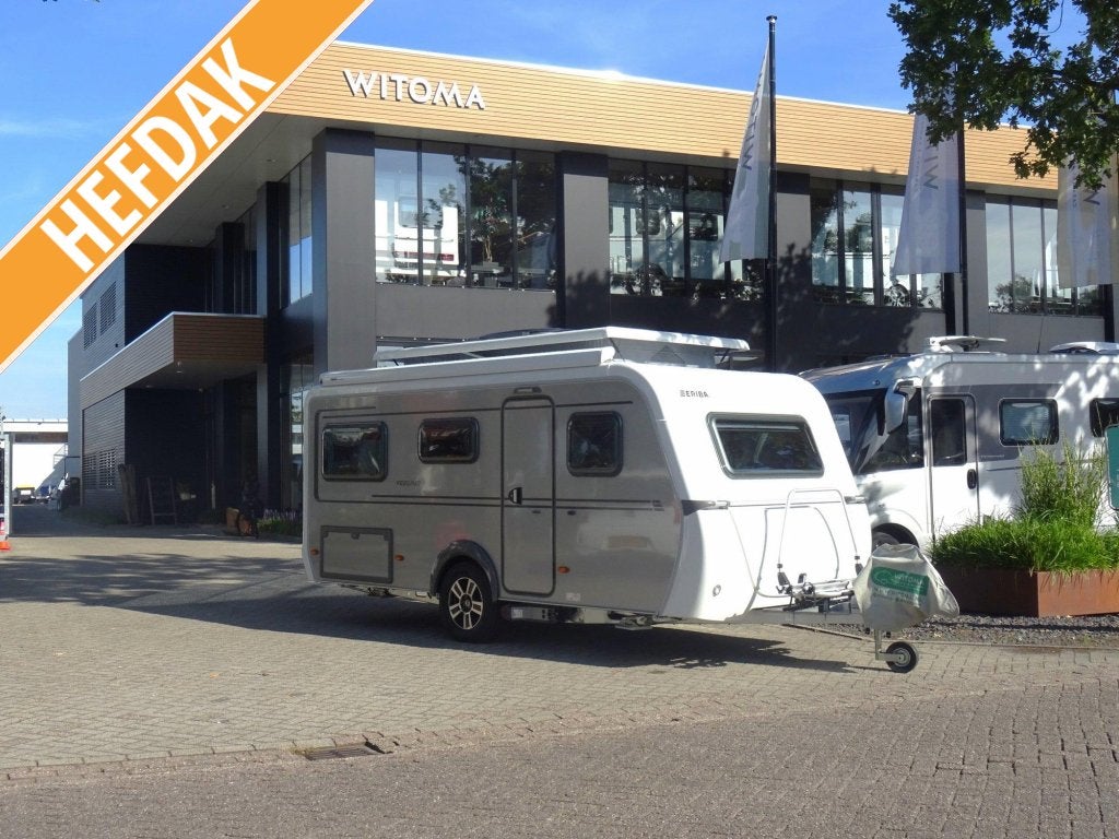 Eriba Feeling 425 Witoma 50 mover actie, Fietsenrek, Standaardzit, Bedrijf, 4 tot 5 meter
