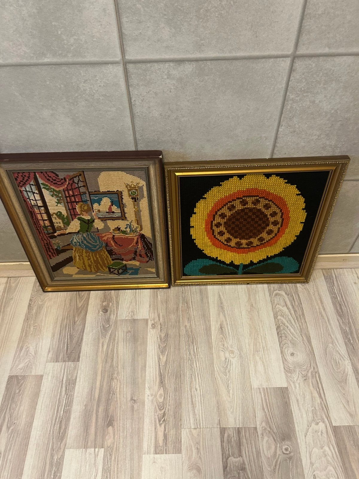 Mooi twee vintage geborduurd muur schilderij, Ophalen of Verzenden, Gebruikt, Handborduren