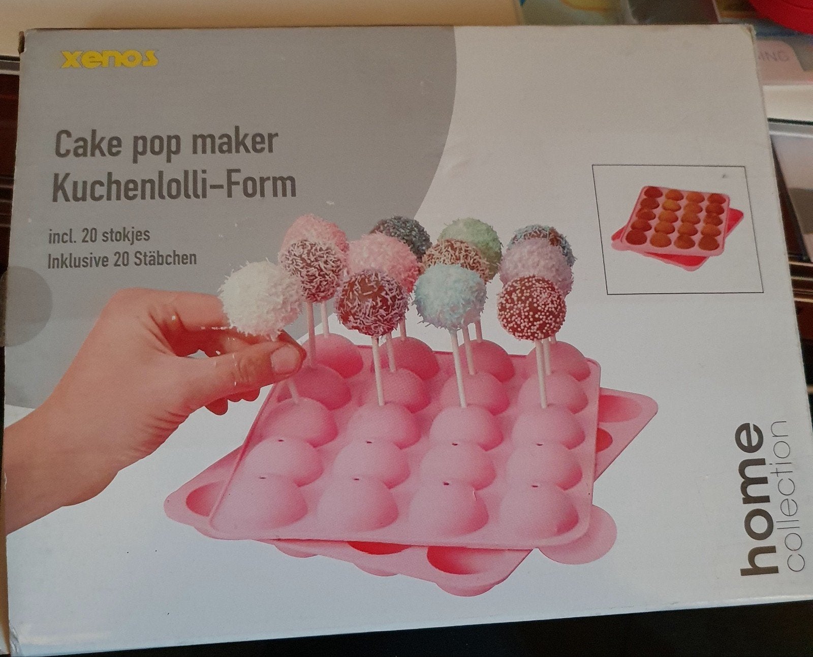 Xenos Cake Pop Maker - Roze Siliconen Bakvor10m met Stokjes, Overige typen, Nieuw, Ophalen of Verzenden, Roze
