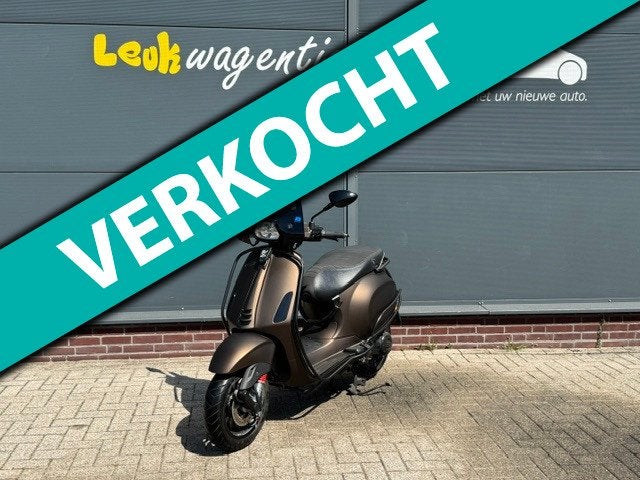 Vespa Bromscooter Sprint 50 *matte lak *nieuwstaat *14700 km, Fietsen en Brommers, Brommers | Vespa, Gebruikt, Overige modellen