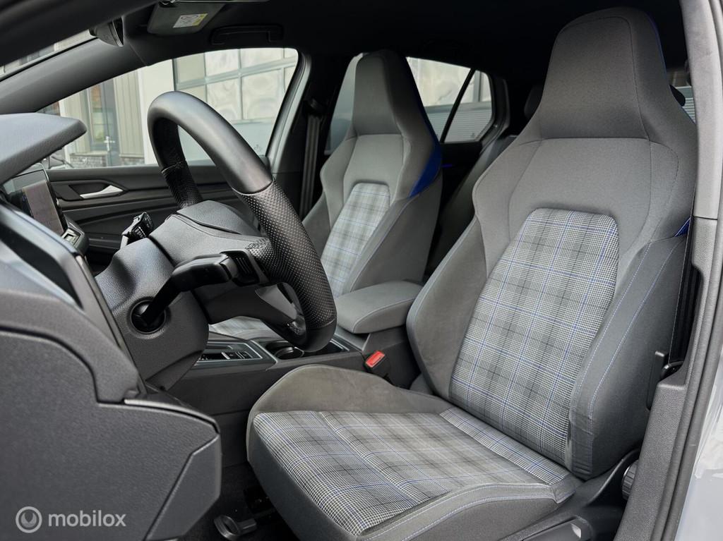 Volkswagen Golf 1.4 eHybrid GTE Navi Carplay Virtual Camera, Stof, 4 cilinders, 1524 kg, 84 €/maand