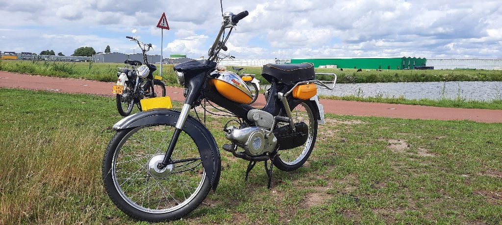 Gereserveerd voor W.    Puch VS 50 L., Ophalen, Puch, Maximaal 45 km/u, 2 versnellingen