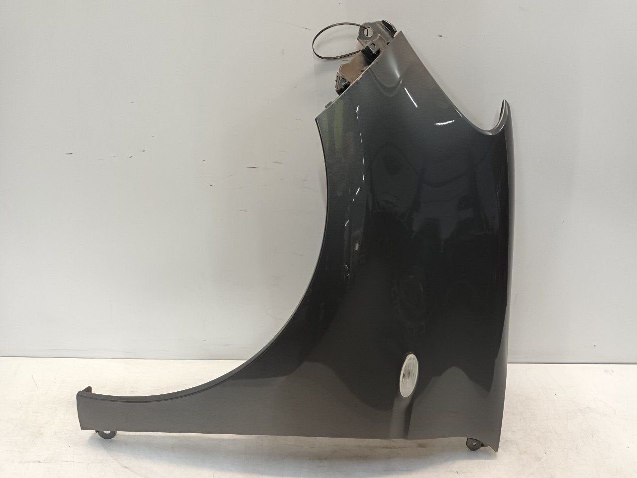 Spatbord links voor Smart Forfour, Auto-onderdelen, Onderdelen@venauto.nl, Van der Ven Autorecycling B.V., Gebruikt, Ettenseweg 76, 4706 PB Roosendaal, The Netherlands