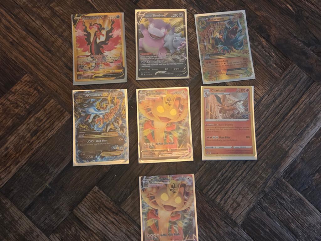 Pokémon Kaarten Collectie - Charizard,, Ophalen of Verzenden, Gebruikt