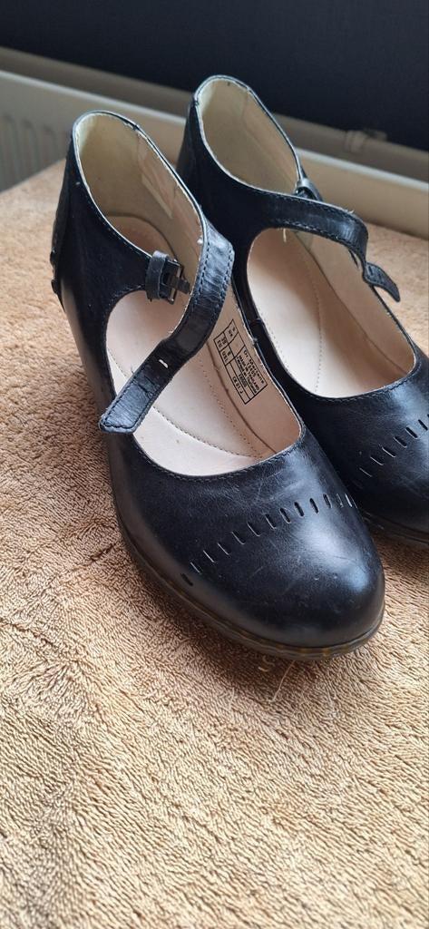 Dr. Martens Hakken Maat 39 - Zwart Leren Pumps, Kleding | Dames, Schoenen, Pumps, Zwart, Ophalen of Verzenden, Dr. Martens