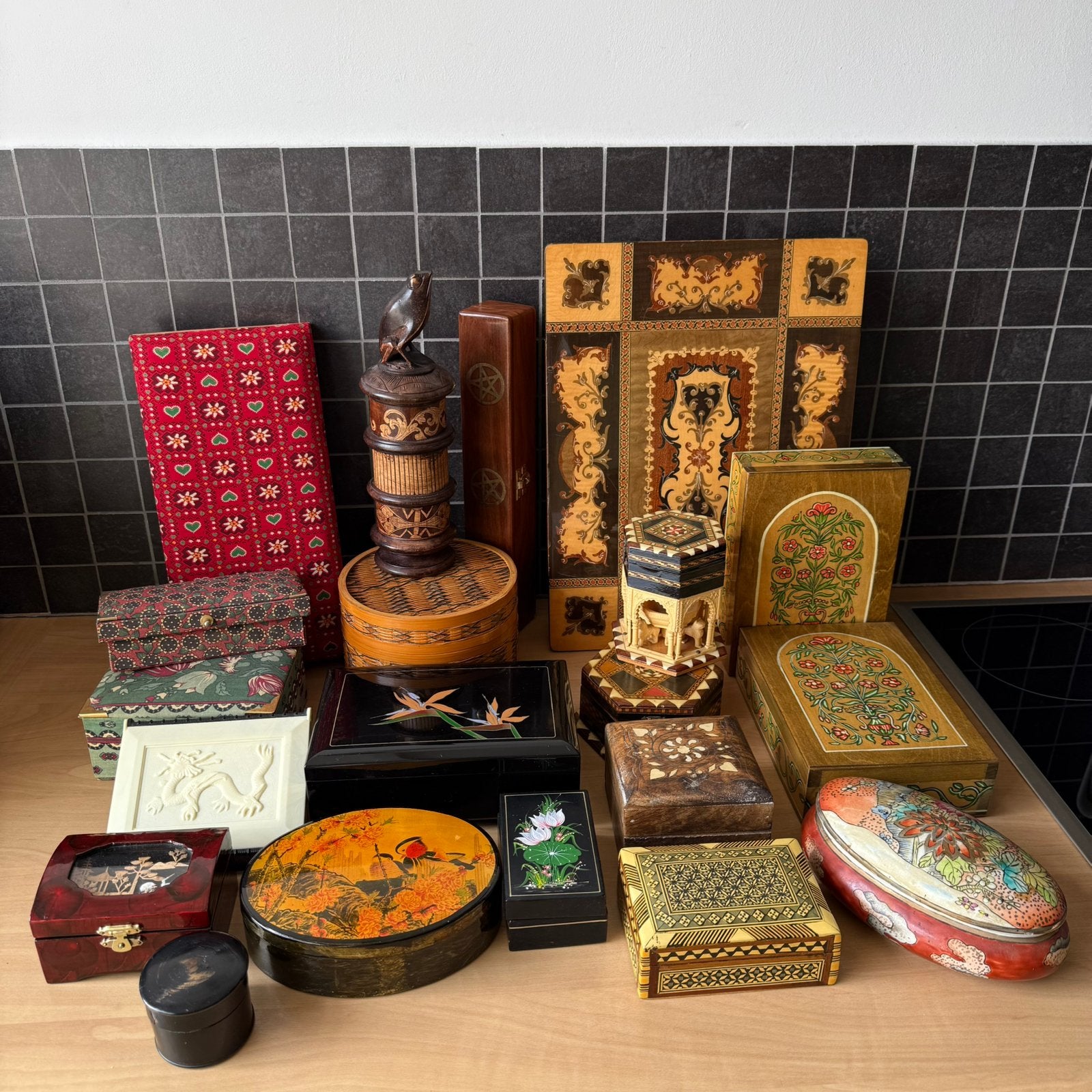 20 doosjes, kistjes, ingelegd, stof,lak, hout, sieraden, Ophalen of Verzenden, Zo goed als nieuw