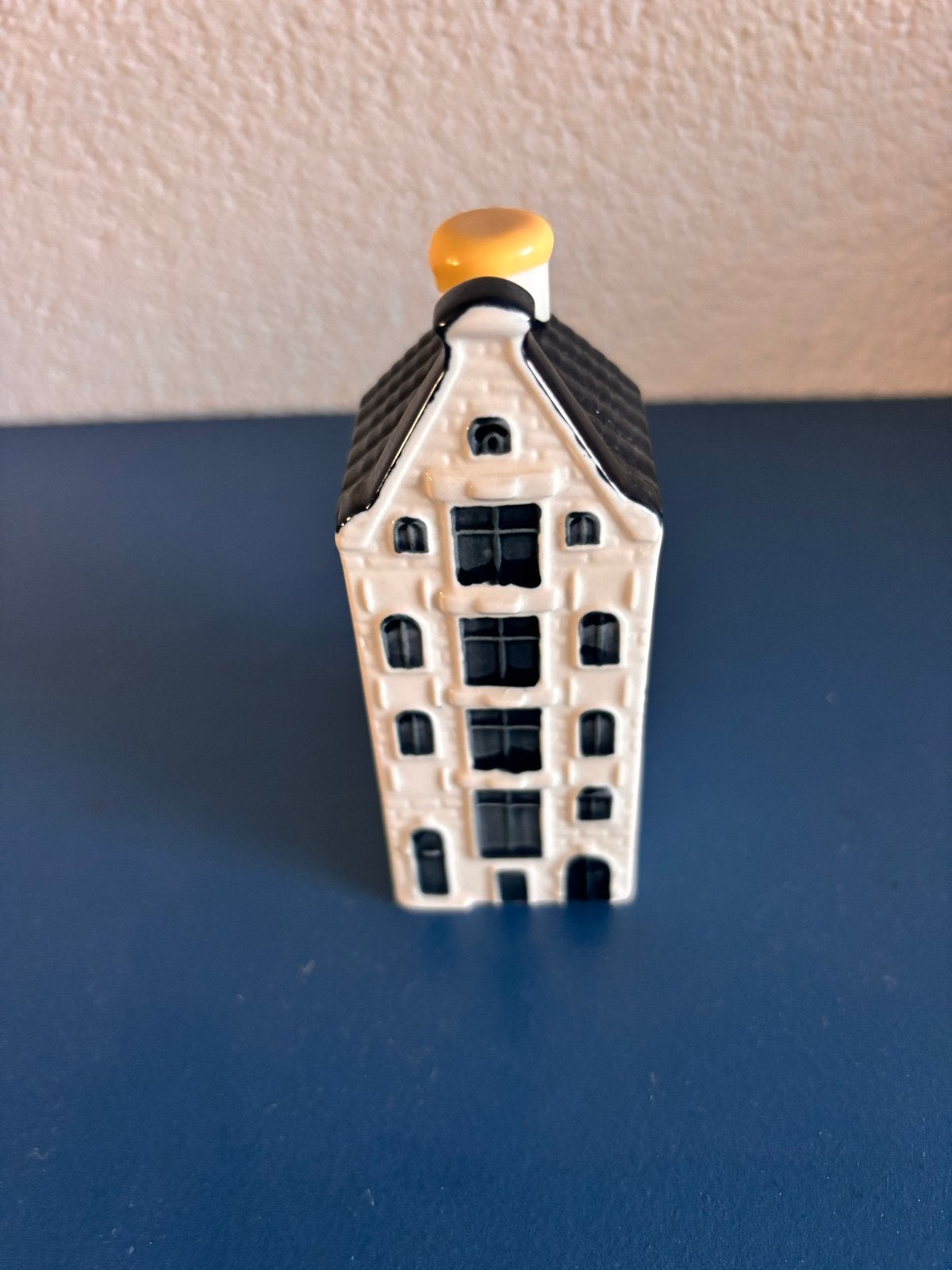 KLM Huisje 65 Bols Amsterdam, Ophalen, Zo goed als nieuw