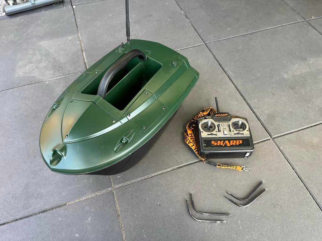 Skarp voerboot 2.4GHz met 5 sets accu's en Hummingbird RF15e, Watersport en Boten, Ophalen, Gebruikt, Overige typen