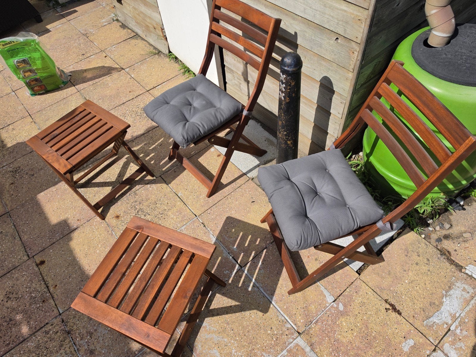 Ikea Applaro bistro setje met 2 stoelen en 2 tafeltjes, 2 zitplaatsen, Bijzettafel, Hardhout, Ophalen of Verzenden