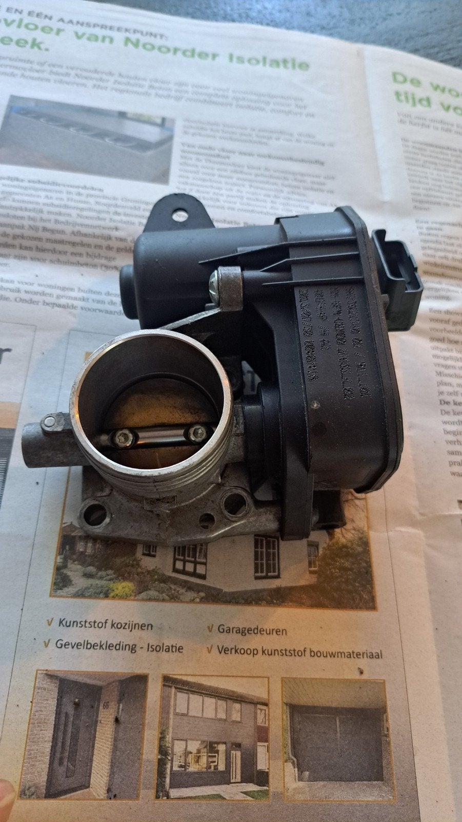 Gasklephuis Peugeot 208 1.0 VTi - Gebruikt 2 stuks aanwezig., Ophalen of Verzenden, Gebruikt, Peugeot