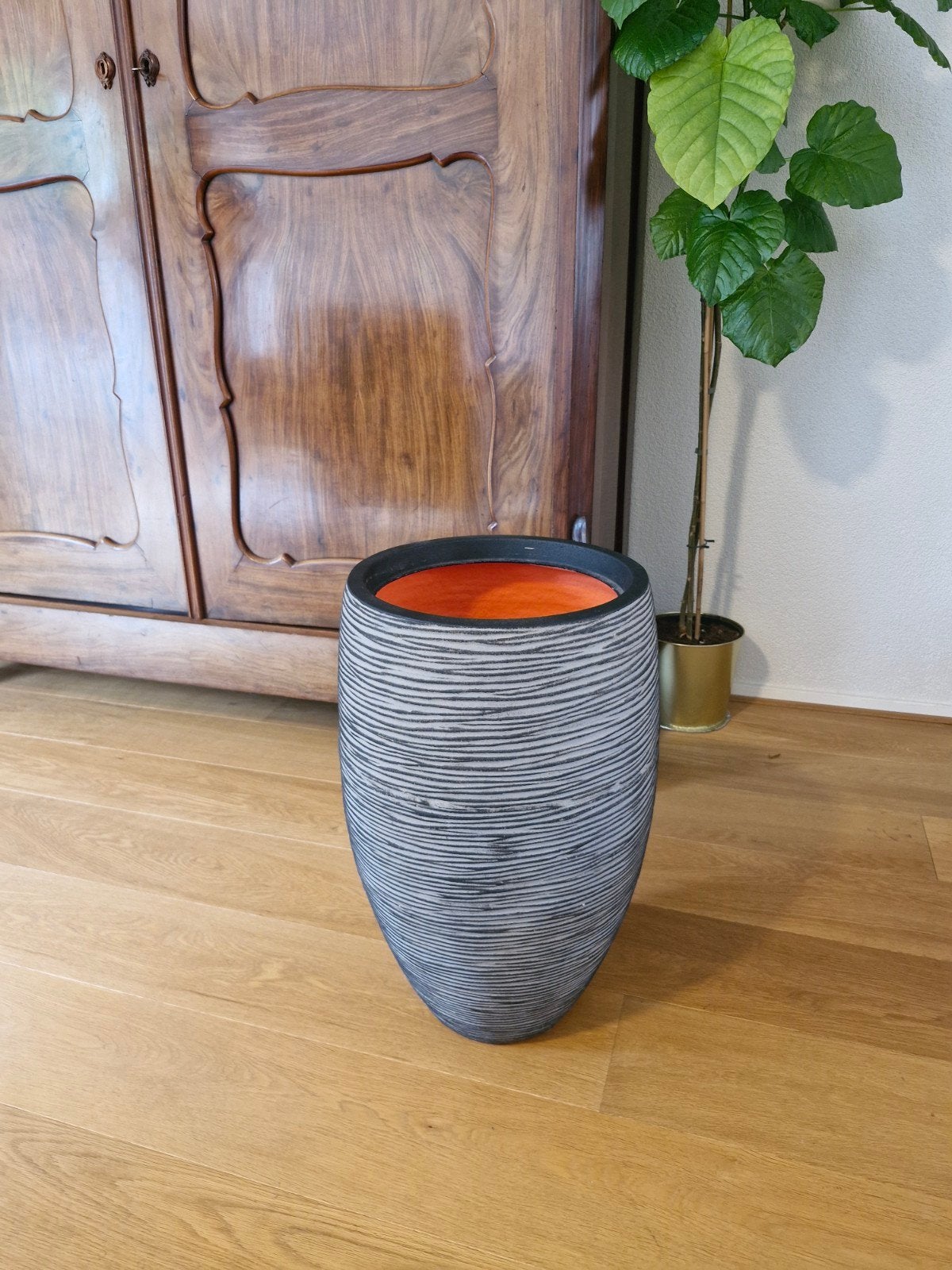 Capi Europe bloempot grijs/zwart - 58 x 35 cm twv 150 euro, Kunststof, Zo goed als nieuw, 40 tot 70 cm, Ophalen