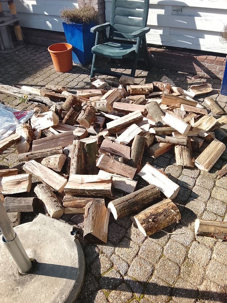 Brandhout: Gemengd Hout voor Gezellige Avonden, Tuin en Terras, Minder dan 3 m³, Ophalen of Verzenden, Overige houtsoorten, Blokken