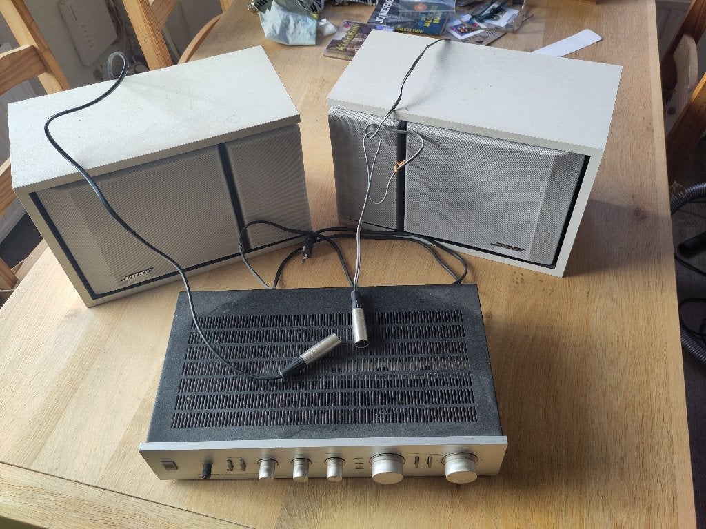 versterker (Pioneer) met twee boxen (Bose), Ophalen, Gebruikt, Pioneer, Minder dan 60 watt