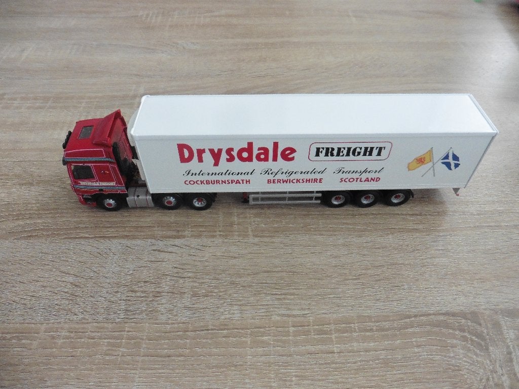 Corgi Daf CF Drysdale Freight., Hobby en Vrije tijd, Modelauto's | 1:50, Ophalen of Verzenden, Zo goed als nieuw, Bus of Vrachtwagen