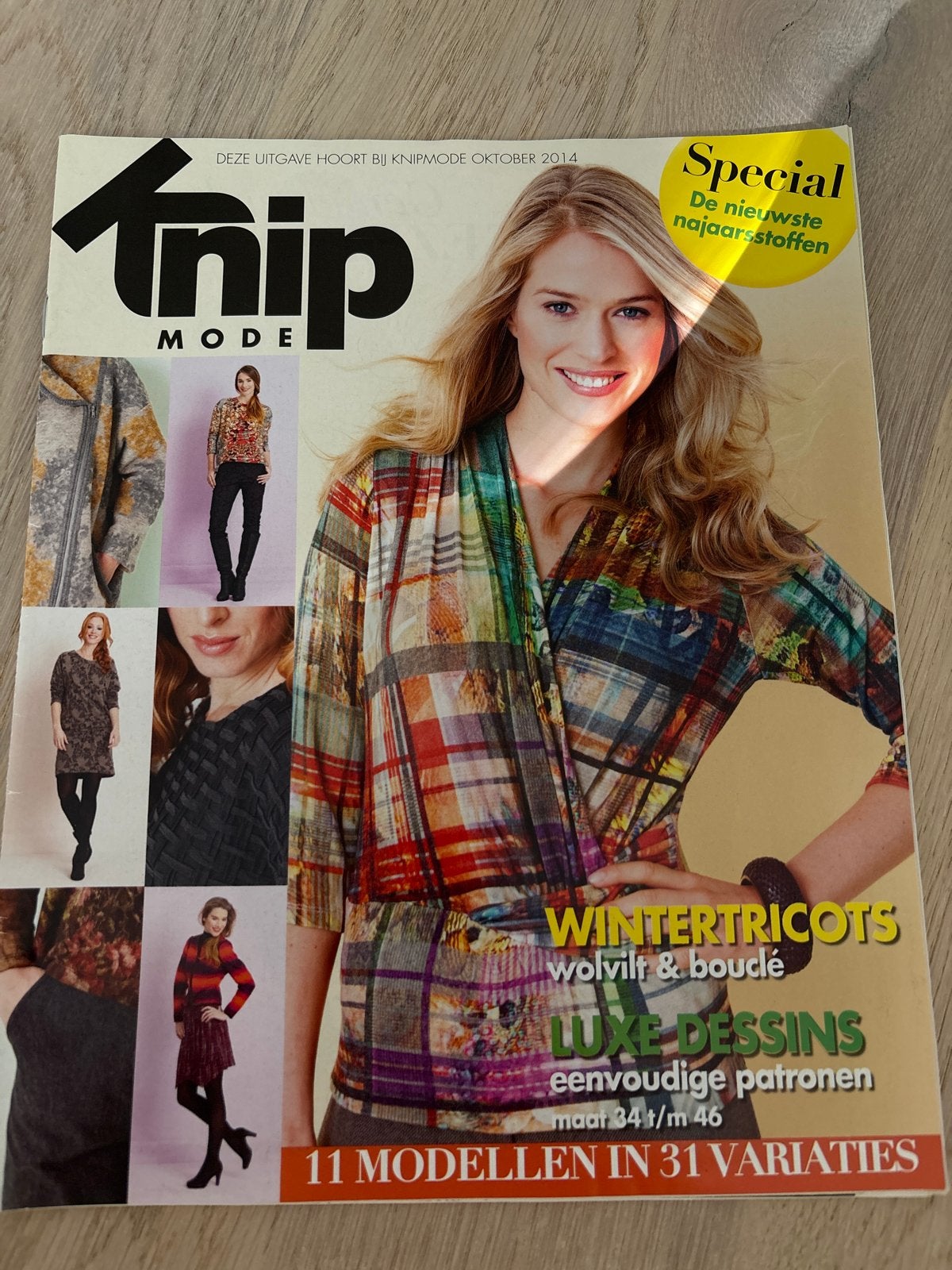 Knipmode oktober 2014 - Special najaarsstoffen, Hobby en Vrije tijd, Vrouw, Ophalen of Verzenden, Knipmode, Overige typen