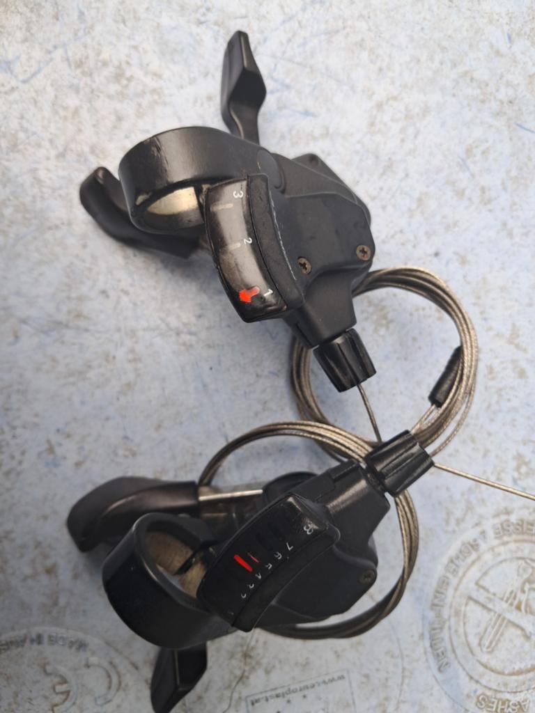 Shimano xt shifters 3x8, Fietsen en Brommers, Fietsonderdelen, Ophalen of Verzenden, Gebruikt