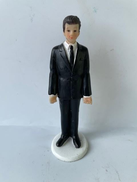 Taartdecoratie Taartstuk bruidegom / communie jongen steen., Antiek en Kunst, Curiosa en Brocante, Ophalen