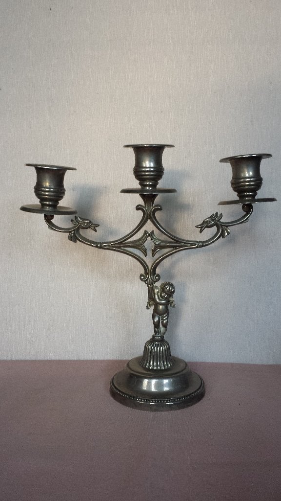 Oude KANDELAAR 3 pit ~ Gedragen door ENGEL ~ in TIN kleur, Overige materialen, Gebruikt, Ophalen of Verzenden, 23 cm