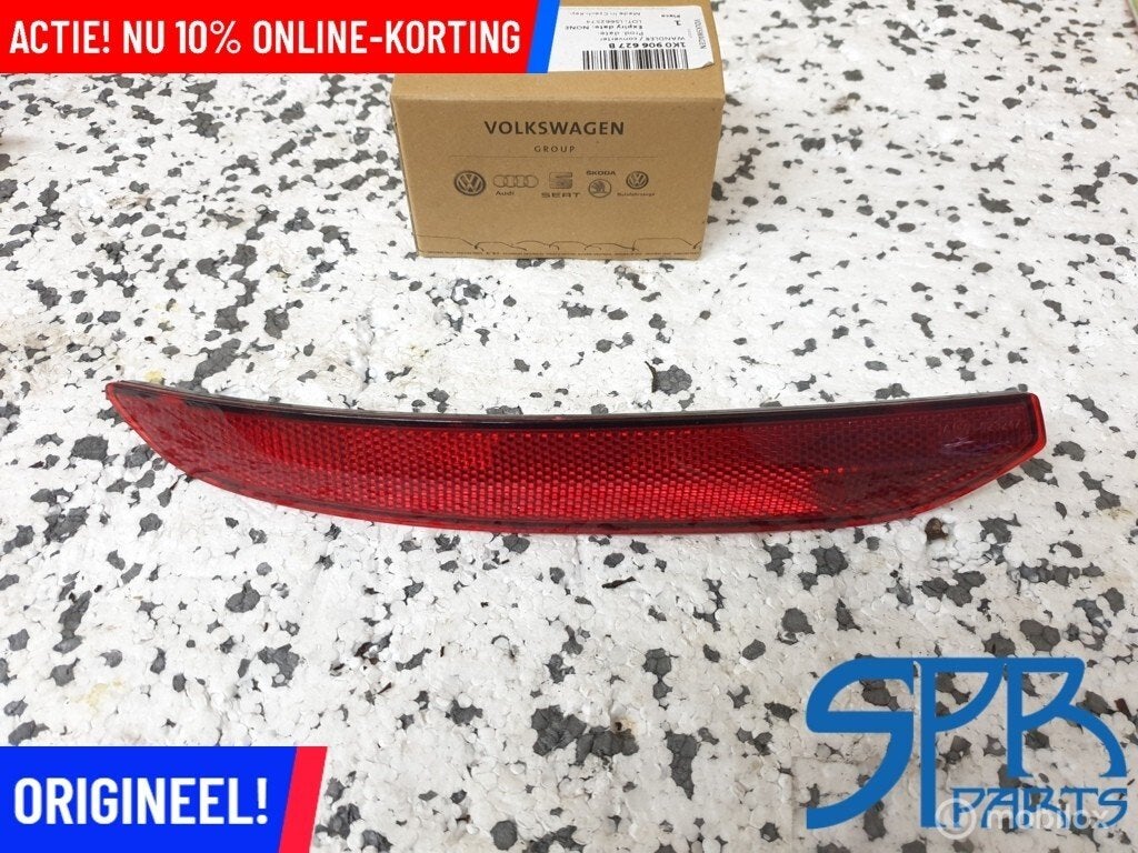 GOLF 6 PLUS Reflector BUMPER LINKS linksachter 5M0945105C