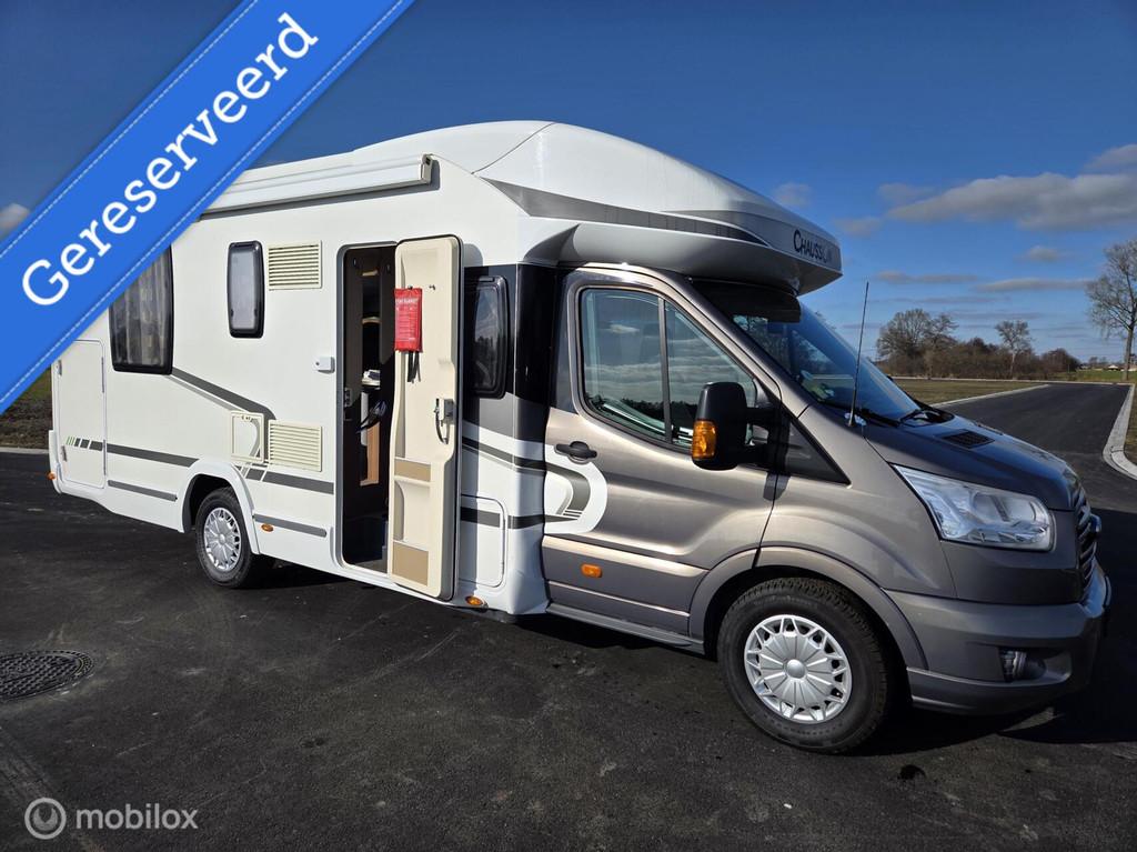 Chausson 718 EB 2015 ☆Hefbed, Queensbed, Solar Euro-5☆, Koelkast, Luifel, 7 tot 8 meter, Half-integraal