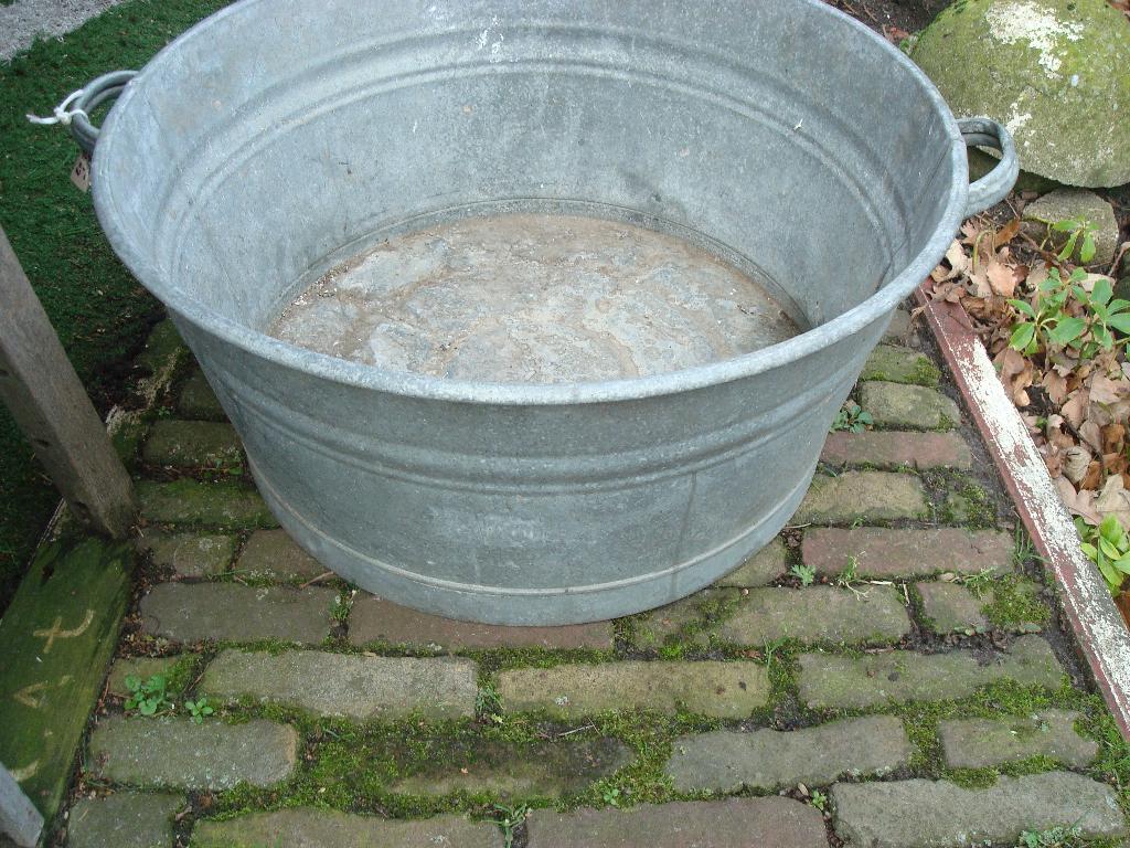 oude zinken teil wasteil, Ophalen, Gebruikt