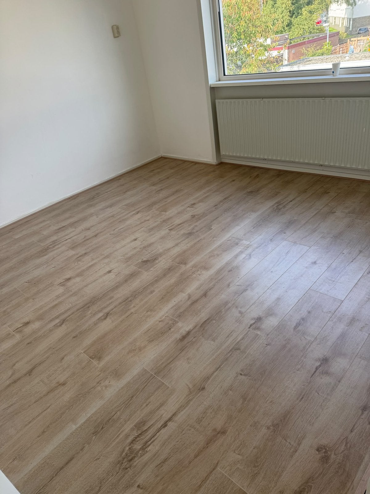 Oktober SUPERSALE laminaat vloer nu €17,95 incl. Leggen!, Laminaat of Parket