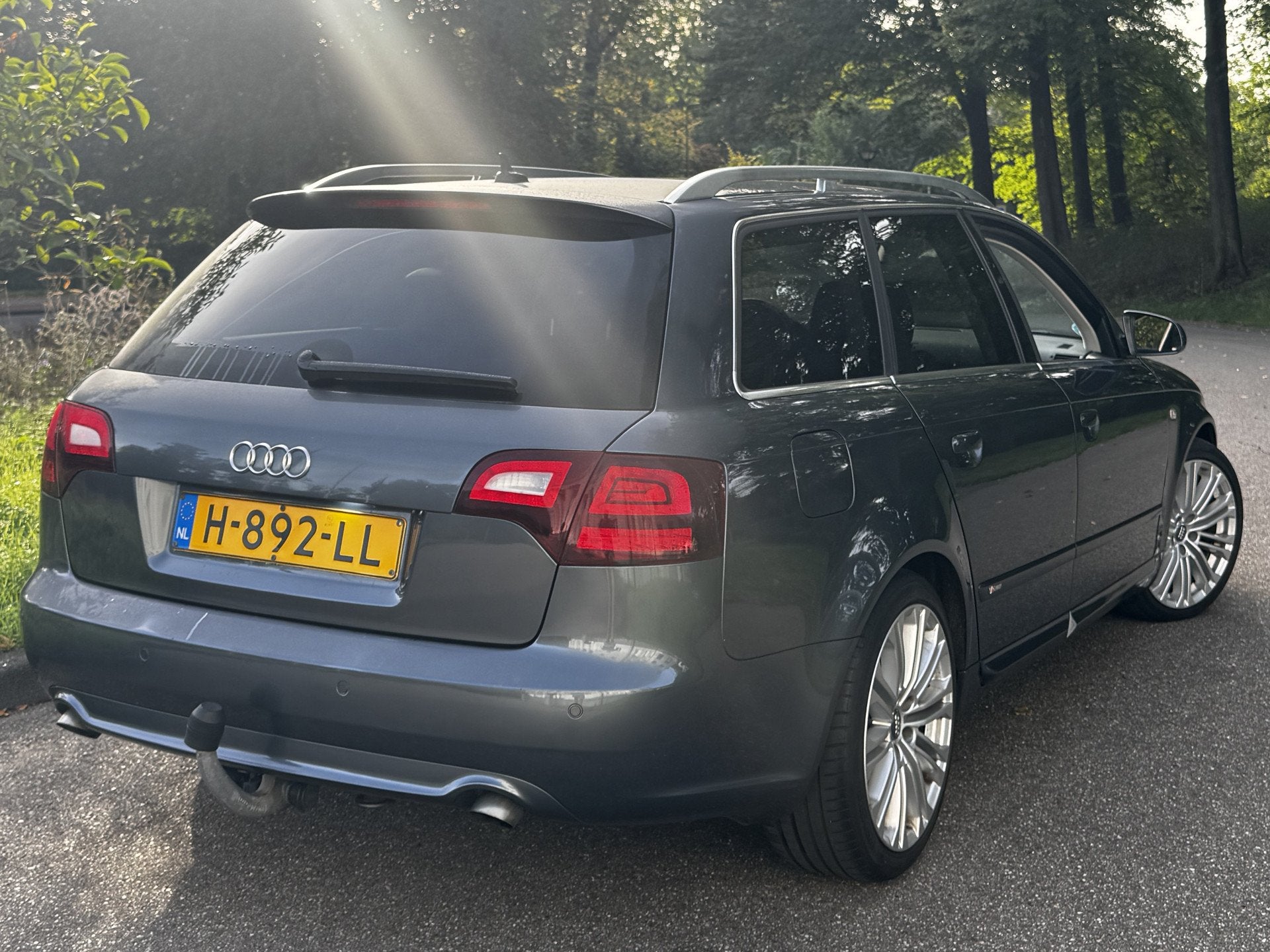 Audi A4 Avant GERESERVEERD 2.7 TDI S-LINE 1:20 ! EXTREEM MOO, Auto's, Voorwielaandrijving, 15 km/l, Gebruikt, 2698 cc