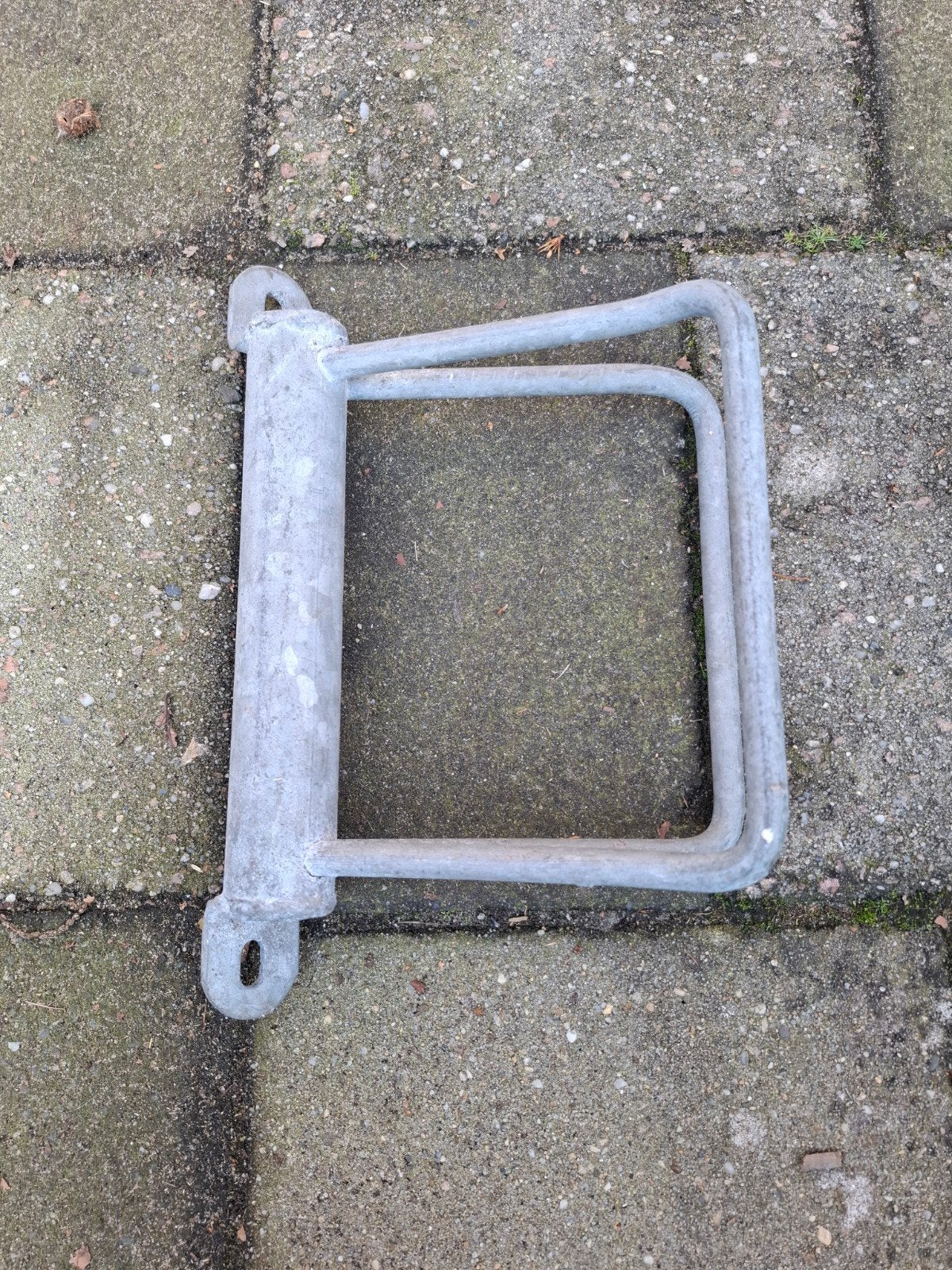 Gegalvaniseerde fietsbeugel voor aan de muur, Ophalen, Gebruikt