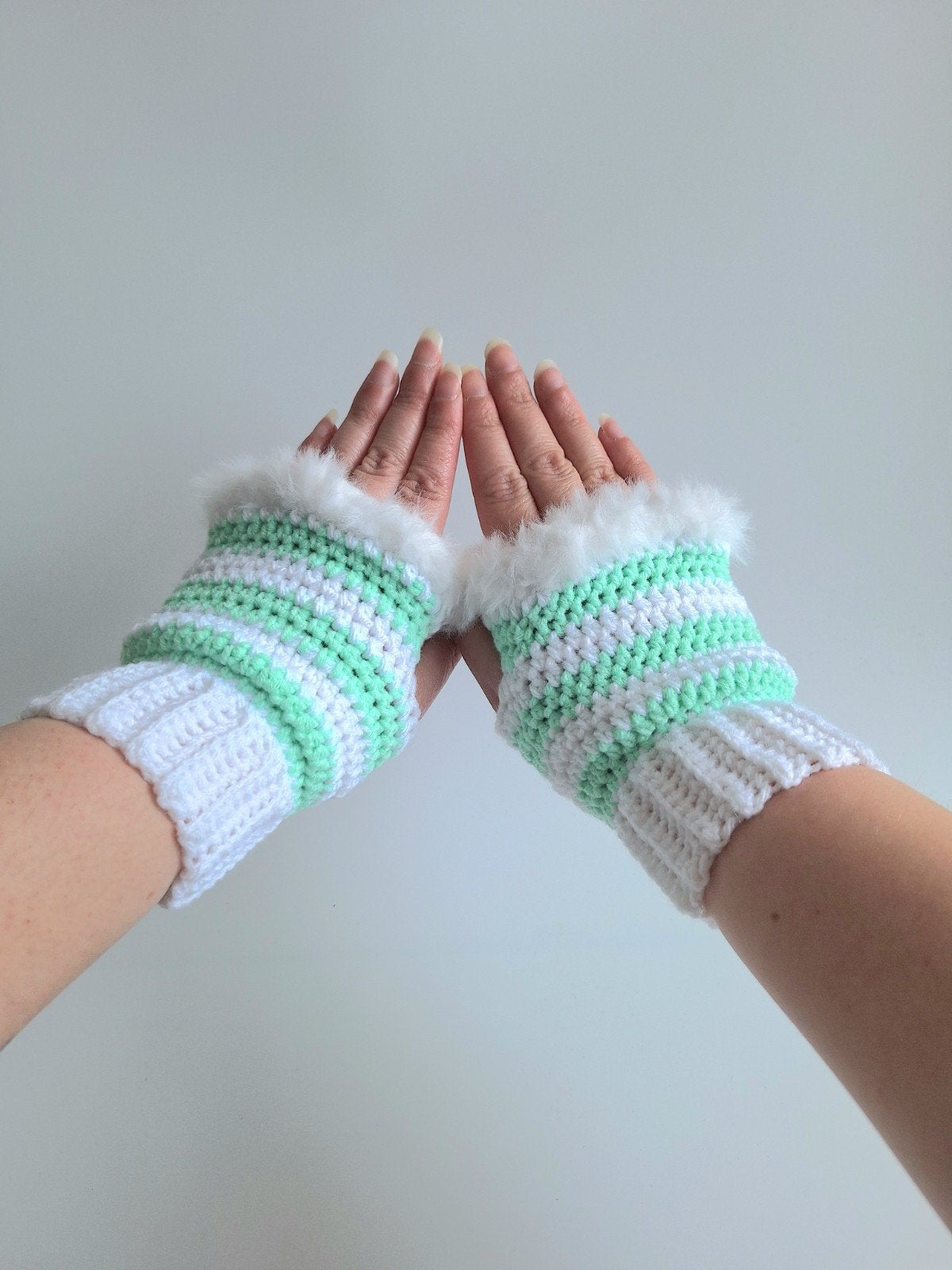 Gehaakte handschoenen wit en mintgroen, Ophalen of Verzenden, Nieuw, Handschoenen