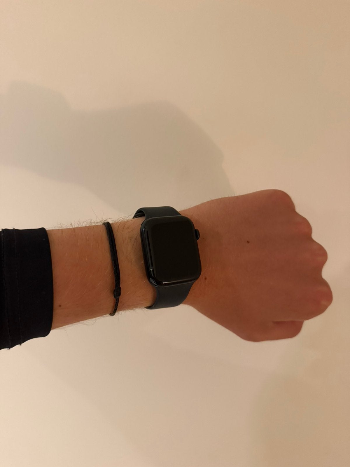 Apple Watch SE 2e generatie - 44 mm kast, Sieraden, Tassen en Uiterlijk, Smartwatches, Ophalen of Verzenden, Zo goed als nieuw