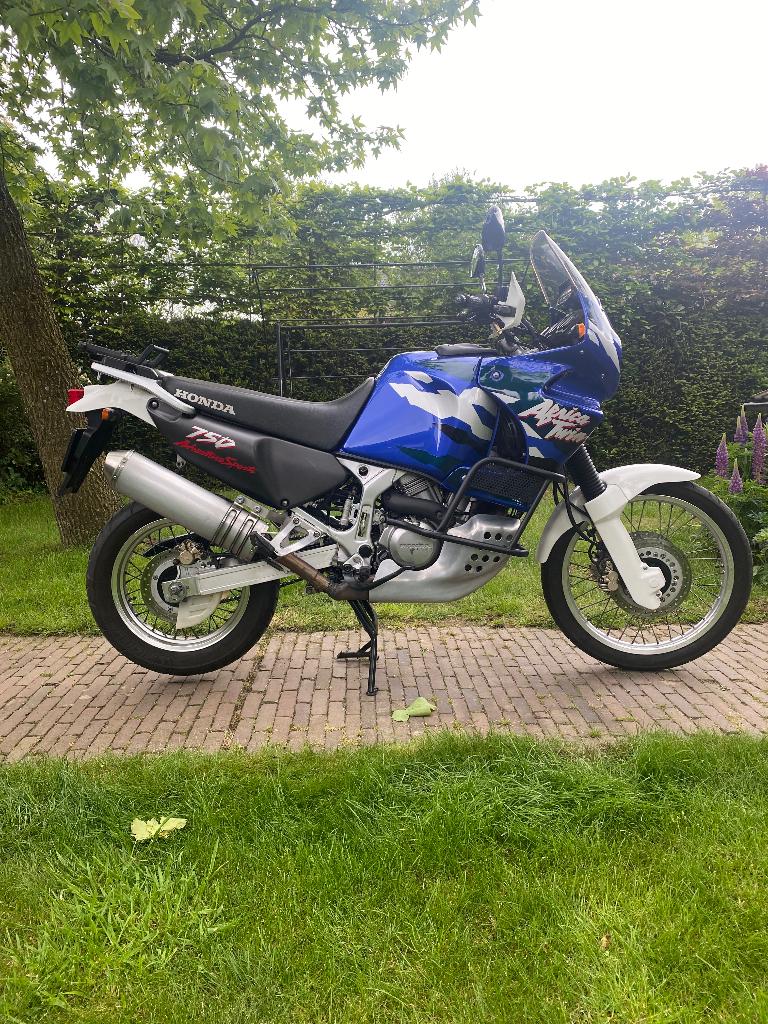 Honda XRV750 Africa Twin, Motoren, Motoren | Honda, 2 cilinders, Motorrijbewijs A, Particulier, Meer dan 35 kW