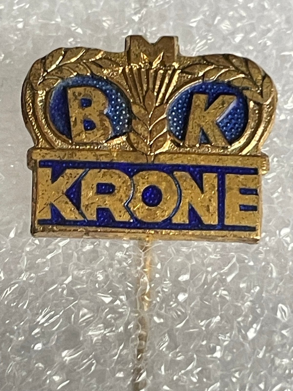Vintage BK Krone Landbouwmachine Speldje Jaren '60, Verzenden, Gebruikt, Merk, Speldje of Pin