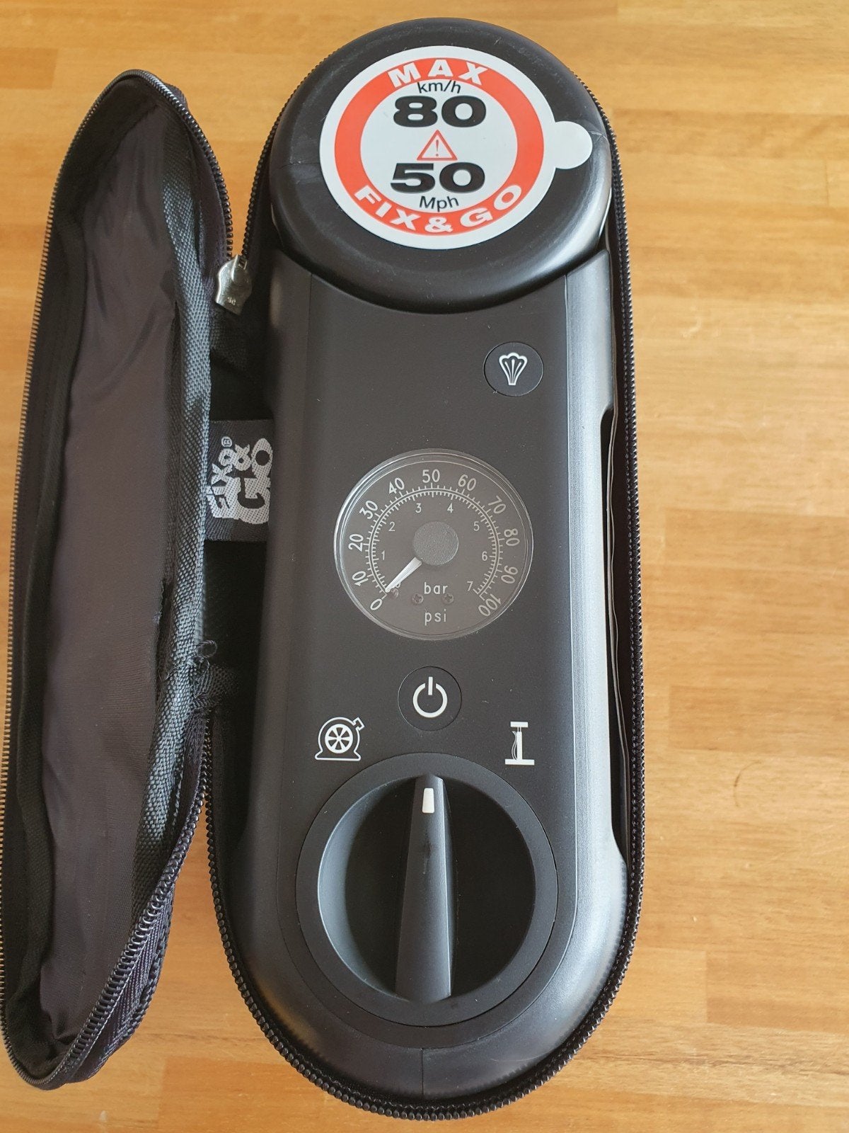 Fix & Go bandenreparatieset met compressor, Ophalen of Verzenden, Zo goed als nieuw