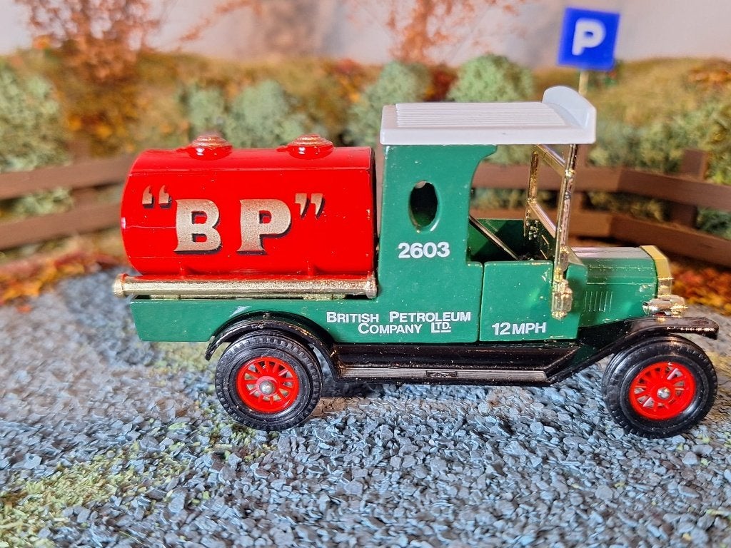 Matchbox Ford BP tankwagen - NIEUW in doos, Auto, Matchbox, Nieuw, Ophalen of Verzenden