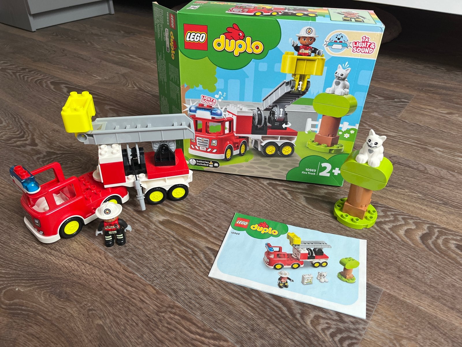 LEGO Duplo Brandweerwagen met Licht & Geluid (10969), Overige thema's, Ophalen of Verzenden, Zo goed als nieuw, Compleet