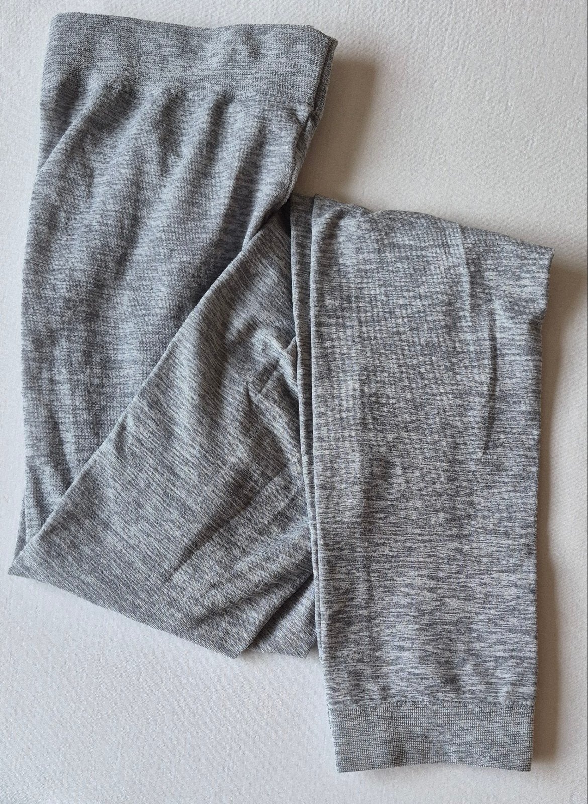 Nieuwe grijze legging van de Hema S-M, Kleding | Dames, Legging, Maat 36/38 (S), Nieuw, Ophalen of Verzenden