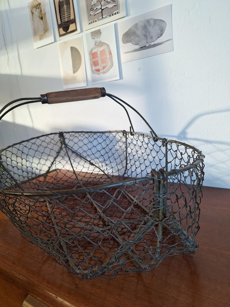 Geweven draadmand oogstmand met houten handvatten, Ophalen of Verzenden, Gebruikt, Ovaal, Mand