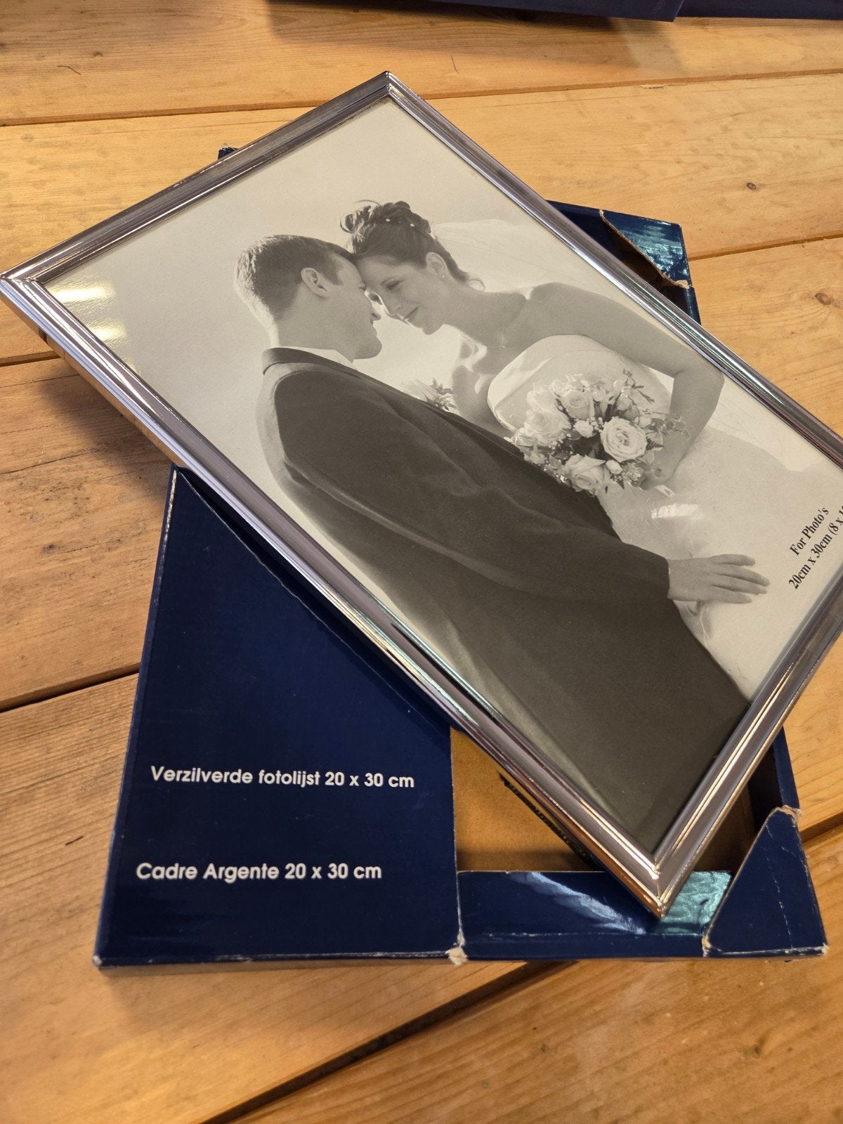 Verzilverde fotolijst 20x30 cm - Nieuw in doos, Ophalen, Nieuw, Fotolijst, Zilver