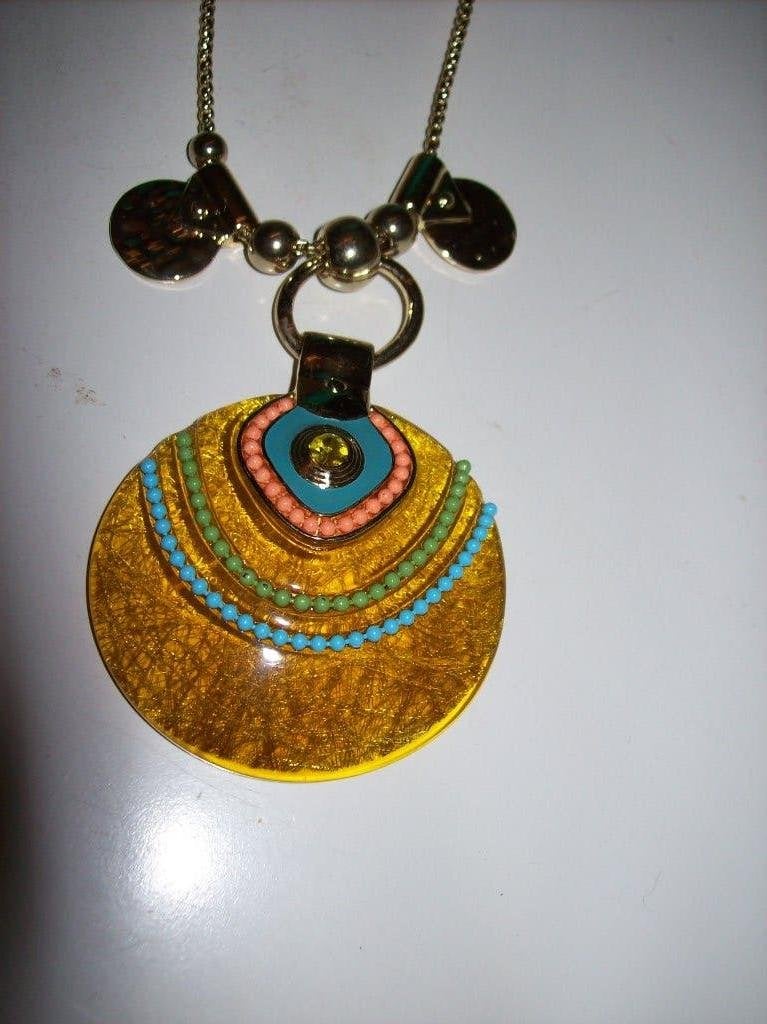 Ketting Goudkleur Mooie meer kleur steen hanger, Sieraden, Tassen en Uiterlijk, Kettingen, Overige kleuren, Verzenden, Nieuw, Steen of Mineraal